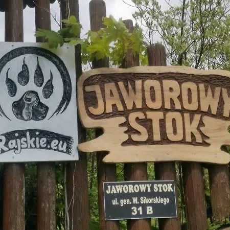 Jaworowy Stok Z Widokiem Na Gory I Ogrodem