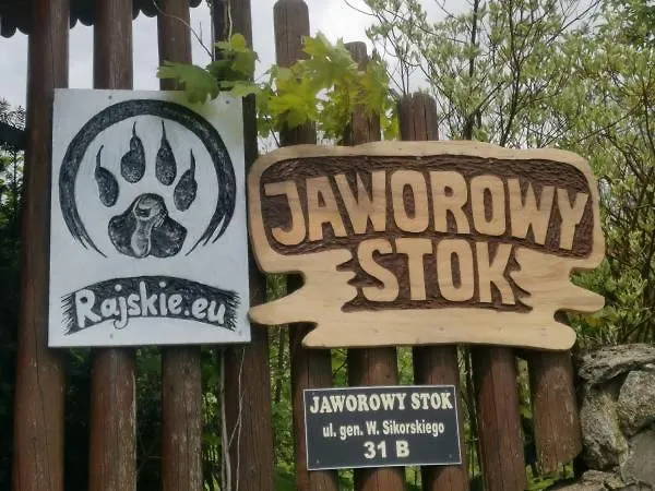 Jaworowy Stok Z Widokiem Na Gory I Ogrodem