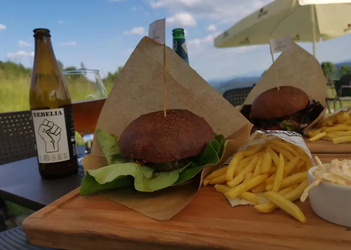 Jaworowy Stok Z Widokiem Na Gory I Ogrodem * Jugów