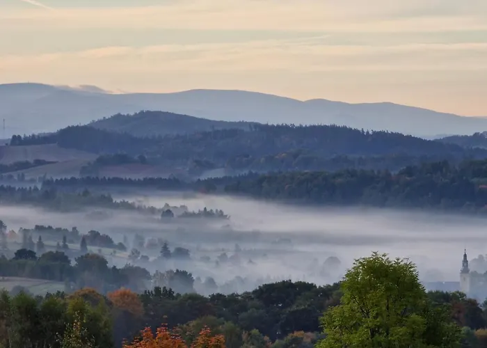 Jaworowy Stok Z Widokiem Na Gory I Ogrodem *
