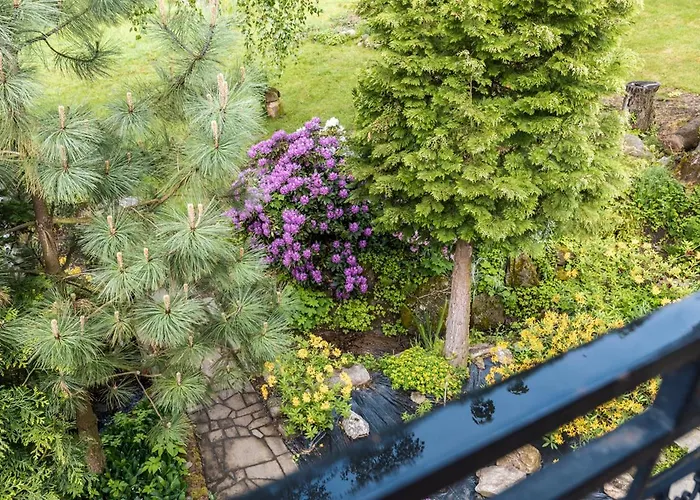 Jaworowy Stok Z Widokiem Na Gory I Ogrodem * Jugów