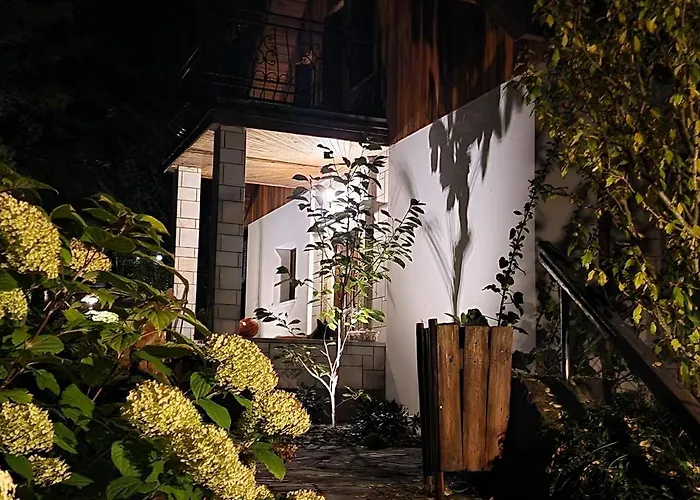 Jaworowy Stok Z Widokiem Na Gory I Ogrodem * Jugów